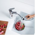 Смеситель для кухни с выдвижным изливом Grohe Eurodisc Cosmopolitan 32257002