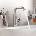 Смеситель для раковины Grohe Essence New 23462001