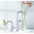 Смеситель для раковины высокий Grohe Essence New 32901001